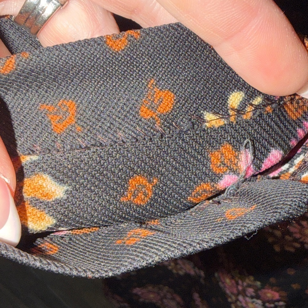 Vintage 60’s-70’s Floral Long Sleeve Dress - Black and Pink - Picture 8 of 8
